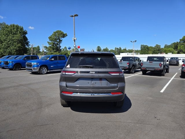 2025 Jeep Grand Cherokee GRAND CHEROKEE LAREDO 4X2