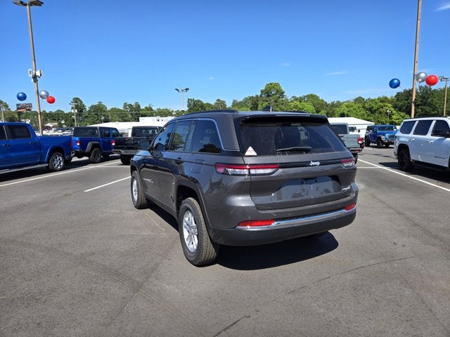 2025 Jeep Grand Cherokee GRAND CHEROKEE LAREDO 4X2