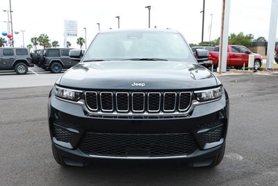 2026 Jeep Grand Cherokee GRAND CHEROKEE LAREDO X 4X2