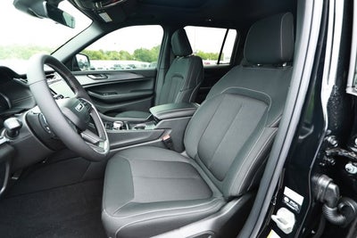 2026 Jeep Grand Cherokee GRAND CHEROKEE LAREDO X 4X2