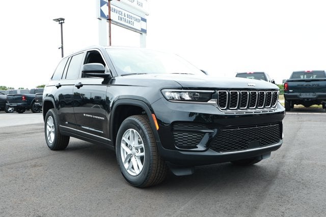 2026 Jeep Grand Cherokee GRAND CHEROKEE LAREDO X 4X2