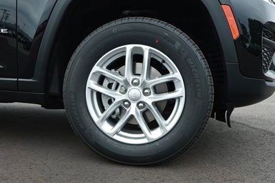 2026 Jeep Grand Cherokee GRAND CHEROKEE LAREDO X 4X2