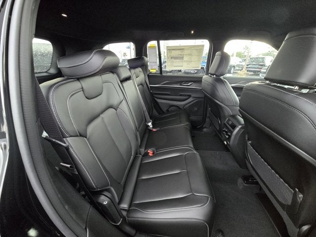 2025 Jeep Grand Cherokee GRAND CHEROKEE LIMITED 4X2