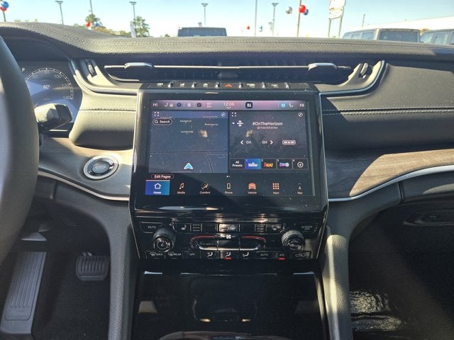 2025 Jeep Grand Cherokee GRAND CHEROKEE LIMITED 4X2