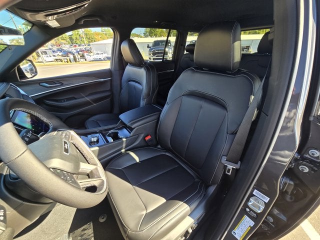 2025 Jeep Grand Cherokee GRAND CHEROKEE LIMITED 4X2