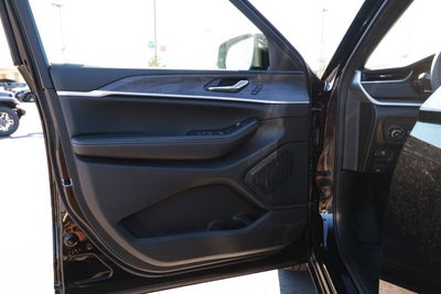 2025 Jeep Grand Cherokee GRAND CHEROKEE LIMITED 4X2