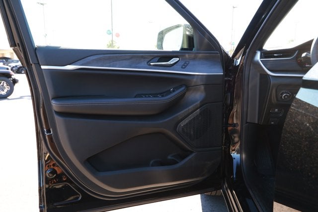 2025 Jeep Grand Cherokee GRAND CHEROKEE LIMITED 4X2