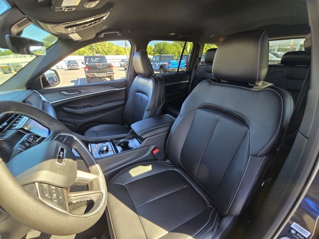 2025 Jeep Grand Cherokee GRAND CHEROKEE LIMITED 4X2