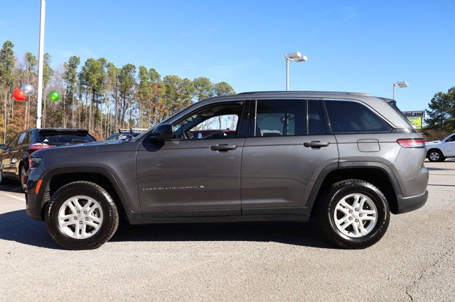 2023 Jeep Grand Cherokee Laredo 4x4