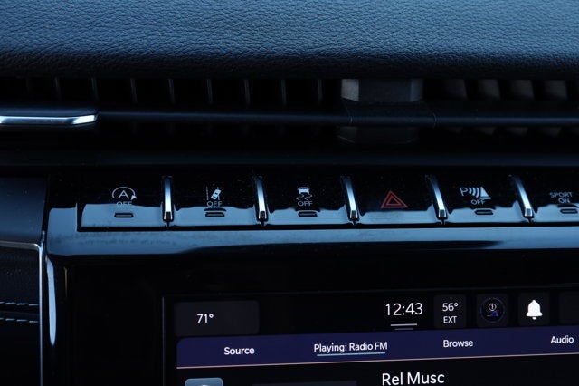 2023 Jeep Grand Cherokee Laredo 4x4