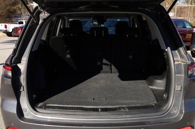 2023 Jeep Grand Cherokee Laredo 4x4