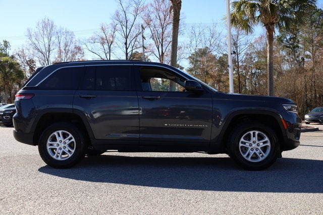 2023 Jeep Grand Cherokee Laredo 4x4