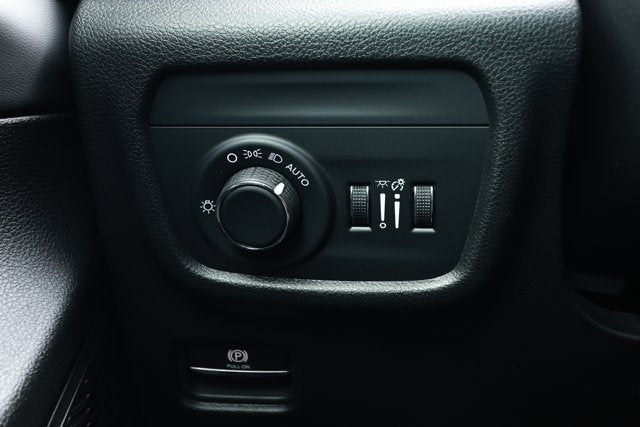 2025 Jeep Grand Cherokee Laredo X 4x4