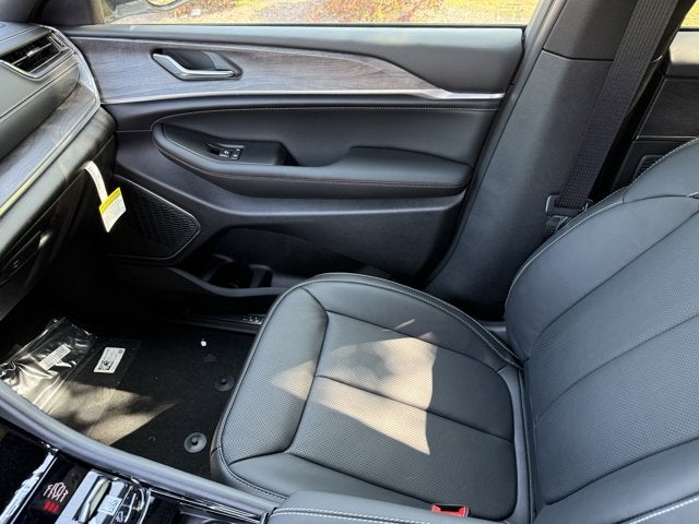 2025 Jeep Grand Cherokee GRAND CHEROKEE OVERLAND 4X4