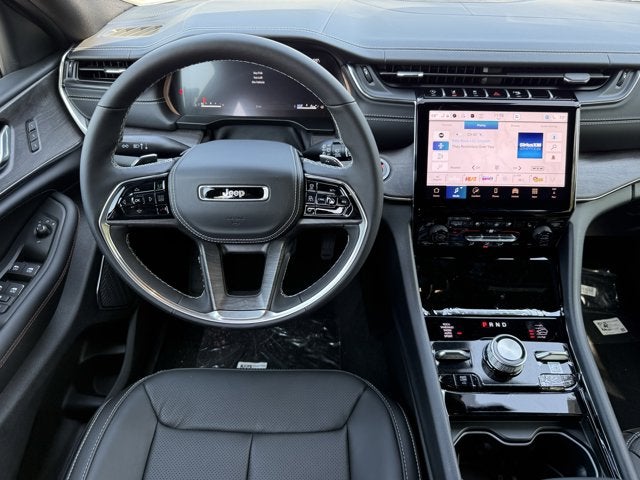 2025 Jeep Grand Cherokee GRAND CHEROKEE OVERLAND 4X4