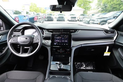 2026 Jeep Grand Cherokee GRAND CHEROKEE L LAREDO X 4X2