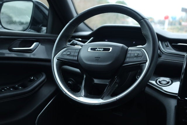 2022 Jeep Grand Cherokee L Altitude 4x2