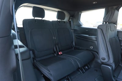 2026 Jeep Grand Cherokee GRAND CHEROKEE L LAREDO X 4X2