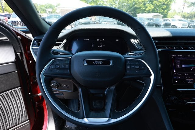 2026 Jeep Grand Cherokee GRAND CHEROKEE L LAREDO X 4X2