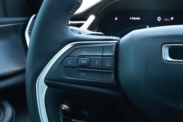 2026 Jeep Grand Cherokee GRAND CHEROKEE L LAREDO X 4X2
