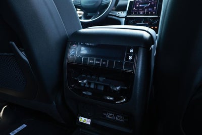 2026 Jeep Grand Cherokee GRAND CHEROKEE L LAREDO X 4X2