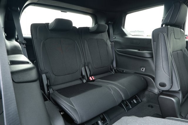 2026 Jeep Grand Cherokee GRAND CHEROKEE L LAREDO 4X2