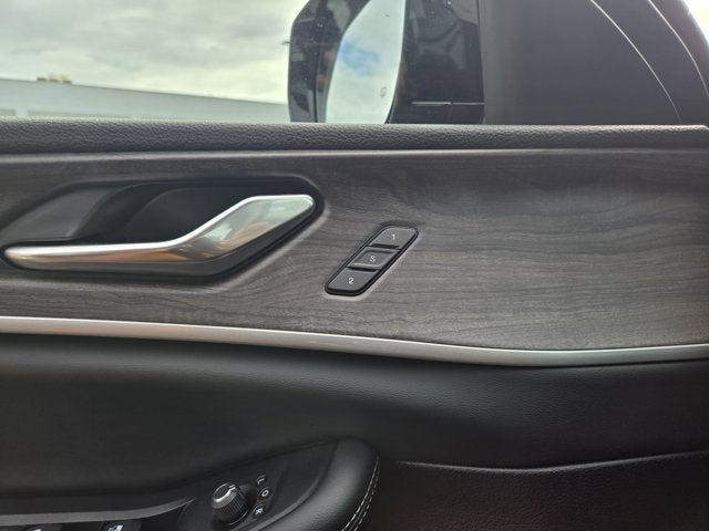 2025 Jeep Grand Cherokee GRAND CHEROKEE L LIMITED 4X2