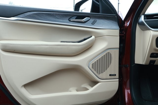 2022 Jeep Grand Cherokee L Limited 4x2