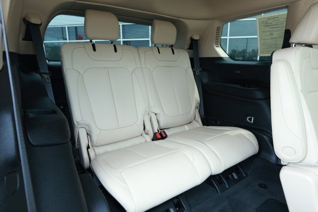 2022 Jeep Grand Cherokee L Limited 4x2