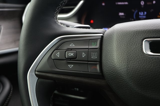 2025 Jeep Grand Cherokee L Limited 4x2