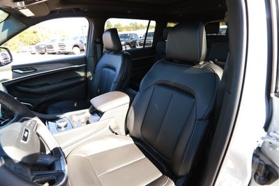 2025 Jeep Grand Cherokee GRAND CHEROKEE L LIMITED 4X2