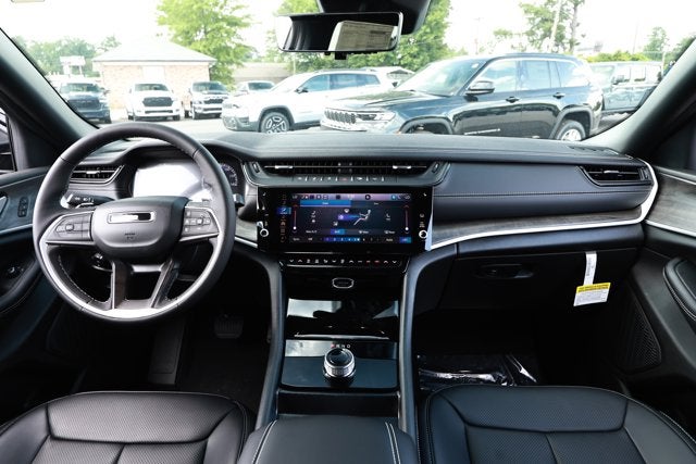 2026 Jeep Grand Cherokee GRAND CHEROKEE L LIMITED 4X2