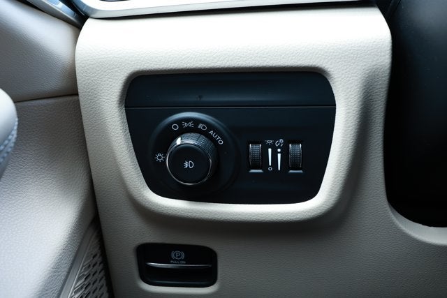 2026 Jeep Grand Cherokee GRAND CHEROKEE L LIMITED 4X2