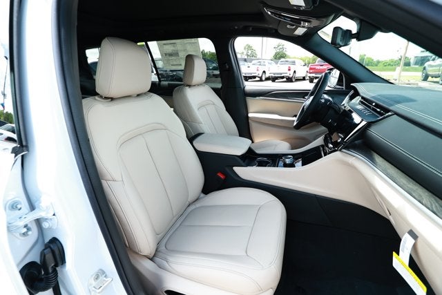 2026 Jeep Grand Cherokee GRAND CHEROKEE L LIMITED 4X2