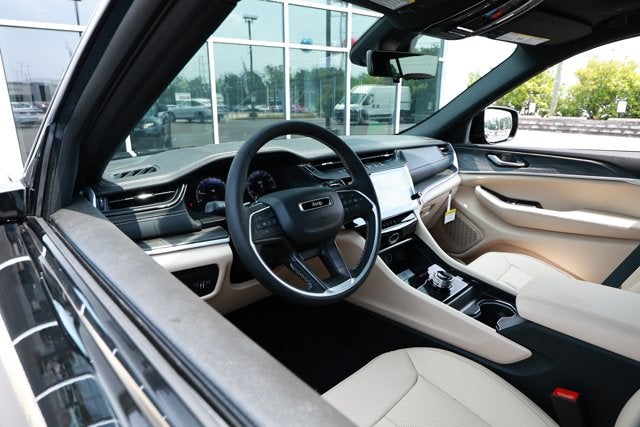 2026 Jeep Grand Cherokee GRAND CHEROKEE L LIMITED 4X2
