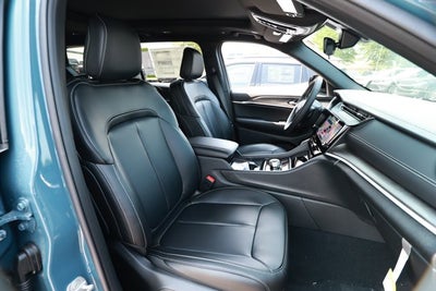 2026 Jeep Grand Cherokee GRAND CHEROKEE L LIMITED 4X2
