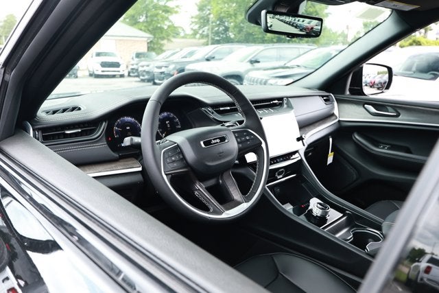 2026 Jeep Grand Cherokee GRAND CHEROKEE L LIMITED 4X2