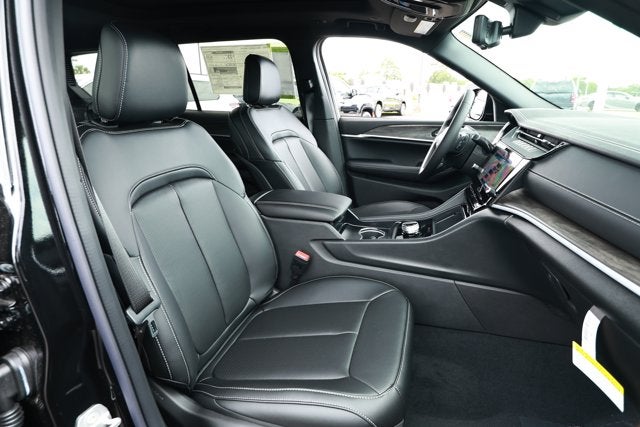 2026 Jeep Grand Cherokee GRAND CHEROKEE L LIMITED 4X2