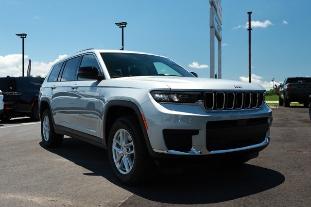 2026 Jeep Grand Cherokee GRAND CHEROKEE L LAREDO X 4X4