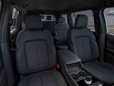 2026 Jeep Grand Cherokee GRAND CHEROKEE L LAREDO 4X4