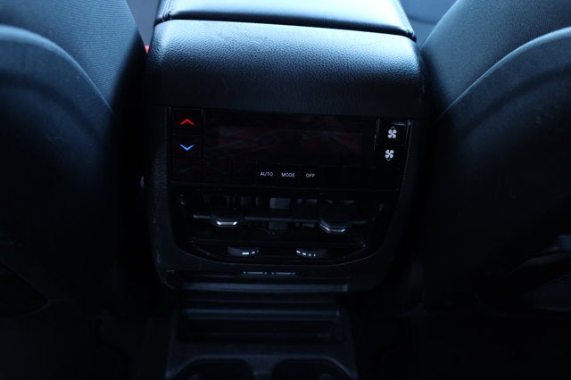 2023 Jeep Grand Cherokee L Laredo 4x4