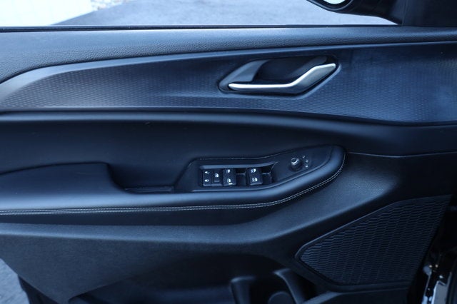 2023 Jeep Grand Cherokee L Laredo 4x4