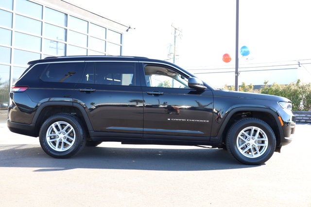 2023 Jeep Grand Cherokee L Laredo 4x4