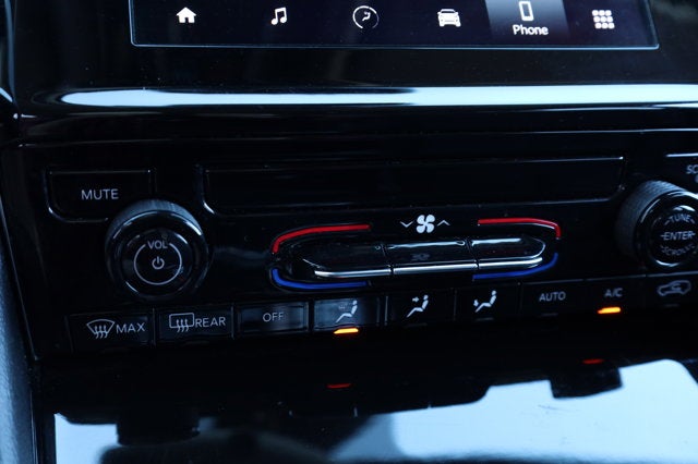 2023 Jeep Grand Cherokee L Laredo 4x4