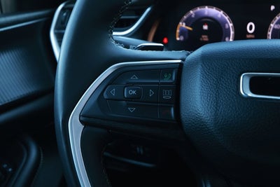 2023 Jeep Grand Cherokee L Altitude 4x4