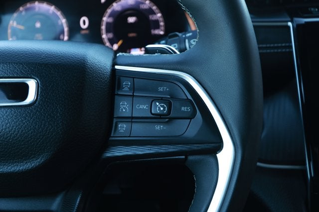 2023 Jeep Grand Cherokee L Altitude 4x4