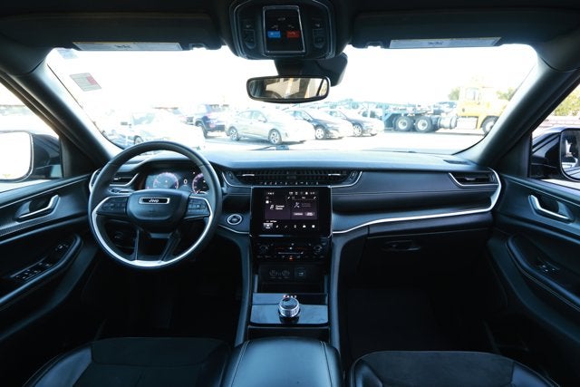 2023 Jeep Grand Cherokee L Altitude 4x4