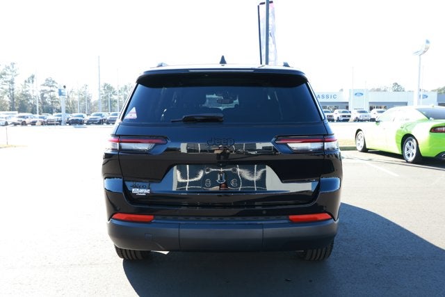 2023 Jeep Grand Cherokee L Altitude 4x4
