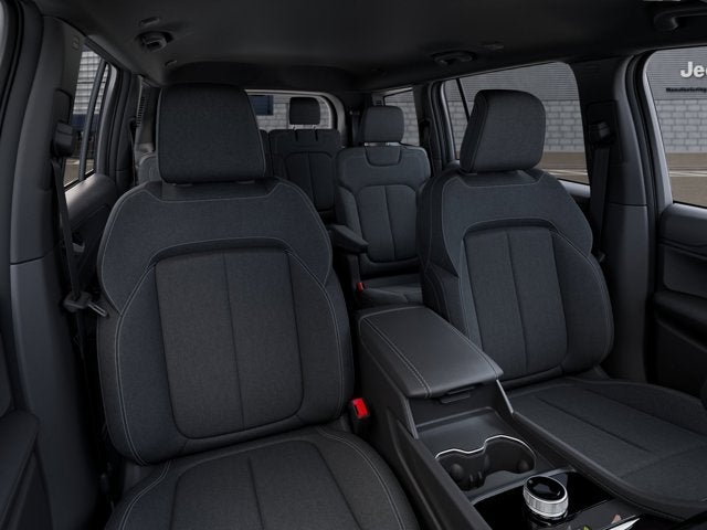 2026 Jeep Grand Cherokee GRAND CHEROKEE L LAREDO X 4X4