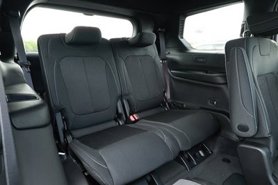 2026 Jeep Grand Cherokee GRAND CHEROKEE L LAREDO X 4X4
